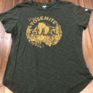 AEO Graphic Tailgate Tee
